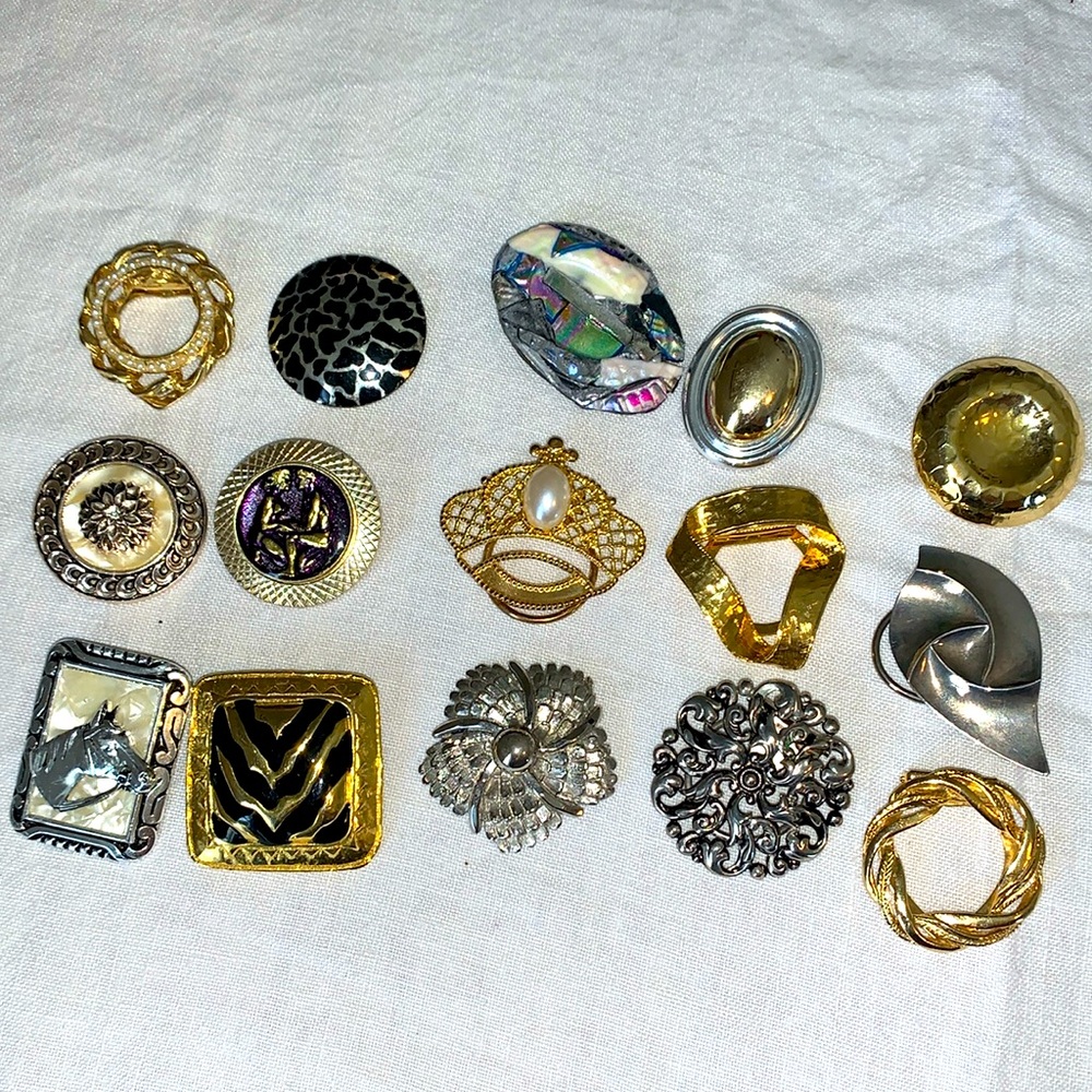 Lot of scarf vintage scarf clips
